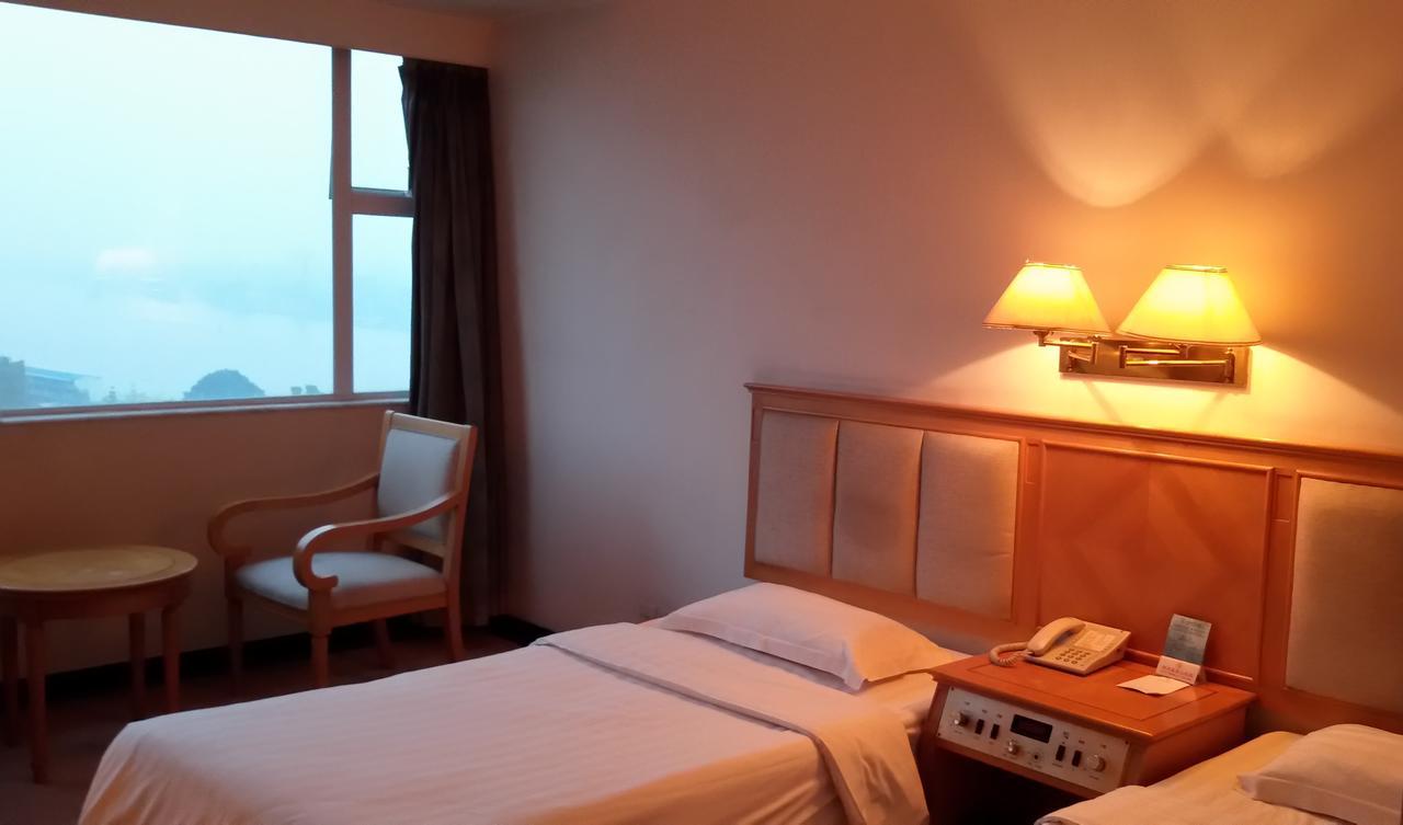 Jiangyue Hotel Guangzhou Bagian luar foto